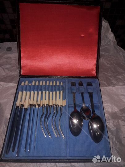 Набор столовых приборов на 6 персон