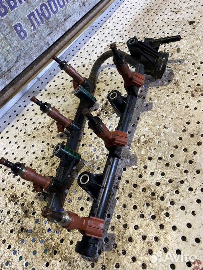 Рампа топливная Toyota Camry v45 3.5