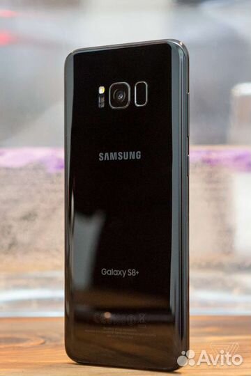 Телефон Samsung galaxy s8 plus