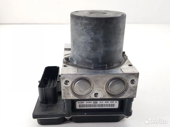 Блок абс, 676861801 BMW 5 E60 E61 2004-2010 года