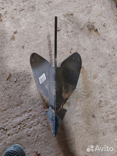 Плуг для мотоблока