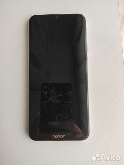 Телефон Honor 8а