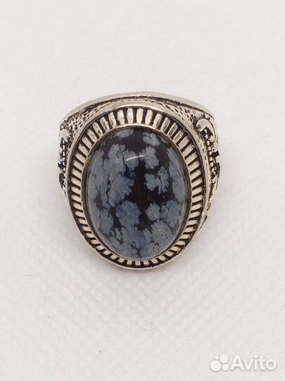 Винтажное кольцо со снежным обсидианом