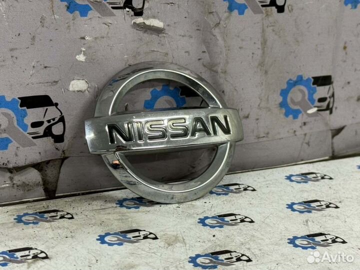 Эмблема Nissan Primera P12 QG18DE type engine 2002