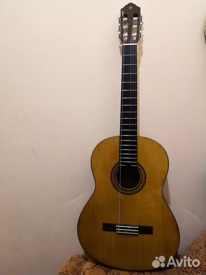 Классическая гитара yamaha CM 40