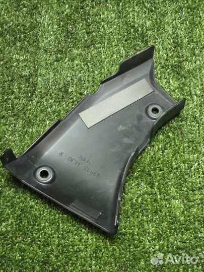 Правая накладка рамы Suzuki V-Strom DL 1000 2014 +