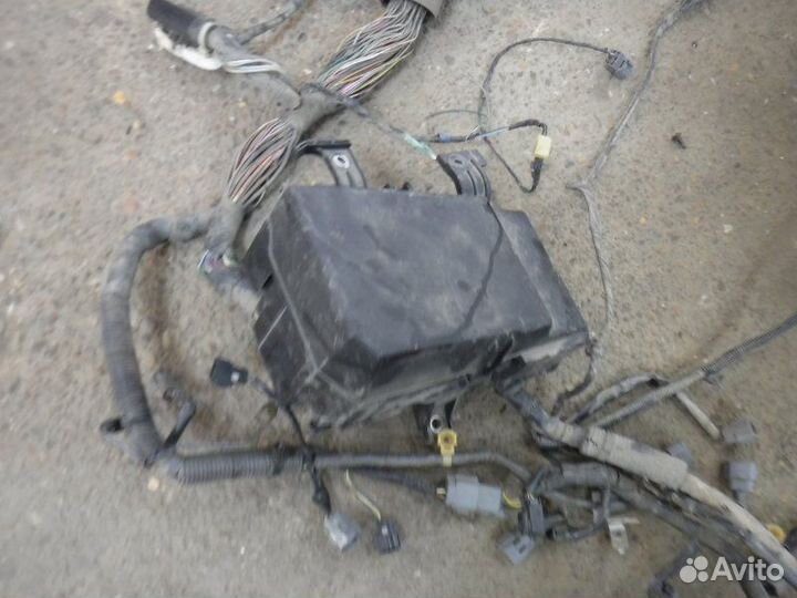 Коса подкапотная Mazda 6 L8 2006