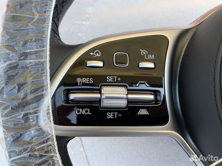 Руль в сборе с подушкой Mercedes W177 W247 W167