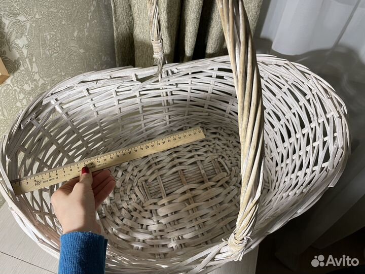 Корзина плетённая большая