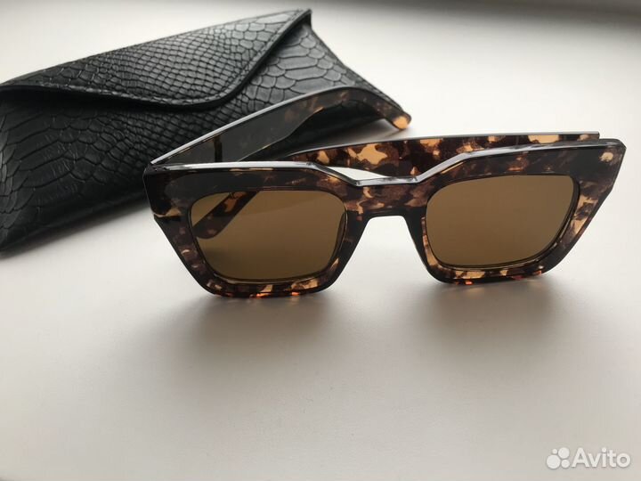 Солнцезащитные очки женские