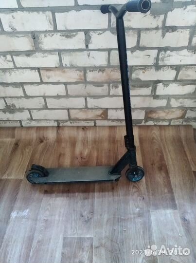 Трюковой самокат