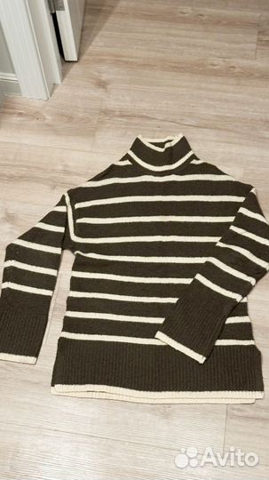 Свитер S коричневый New Yorker