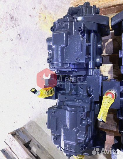 Гидравлический насос Doosan S300LL