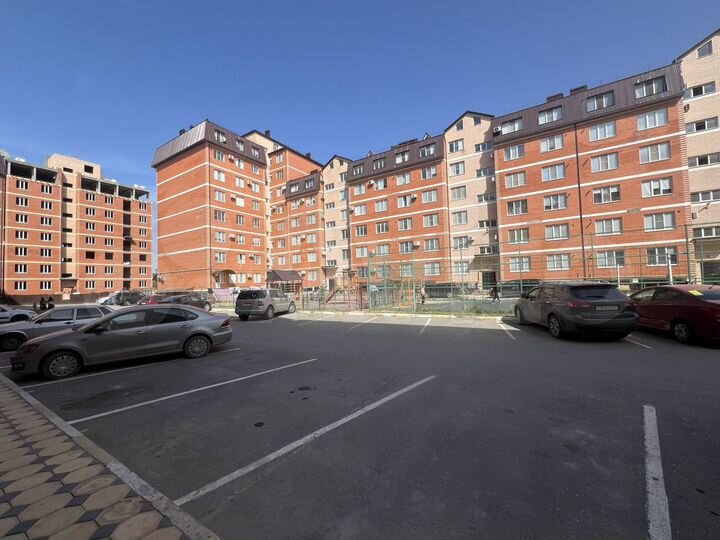 2-к. квартира, 52 м², 3/8 эт.