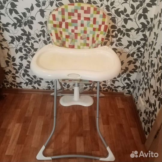 Стульчик для кормления