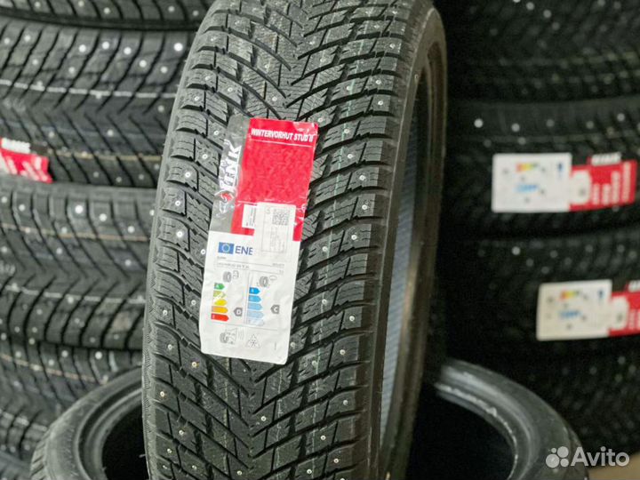 iLink Wintervorhut Stud II 275/40 R22 и 315/35 R22 140T