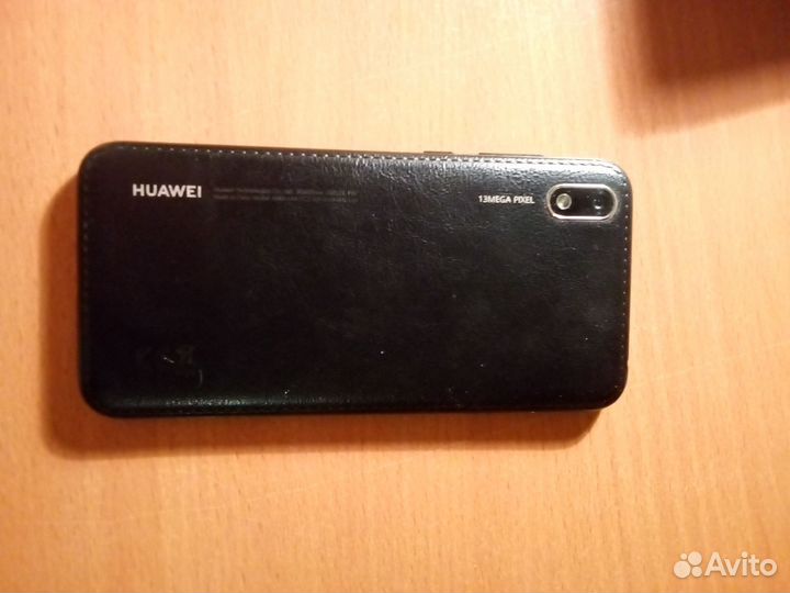 HUAWEI Y5 (2019), 2/32 ГБ