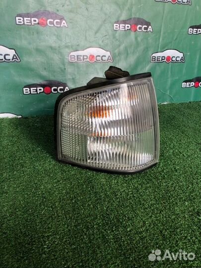 Габарит правый Mazda Bongo SK82MN 1999-17