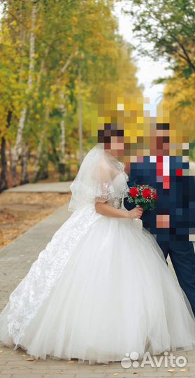 Свадебное платье