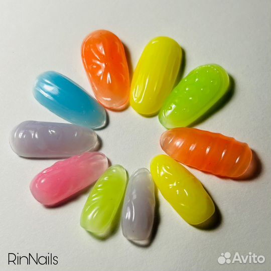 Накладные ногти на заказ с дизайном