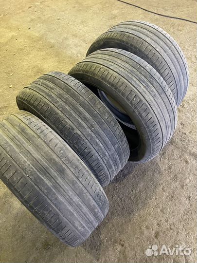 Pirelli Scorpion 255/45 R19 100V