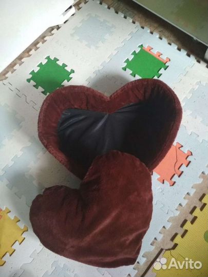 Лежанка для кошек или маленьких собак