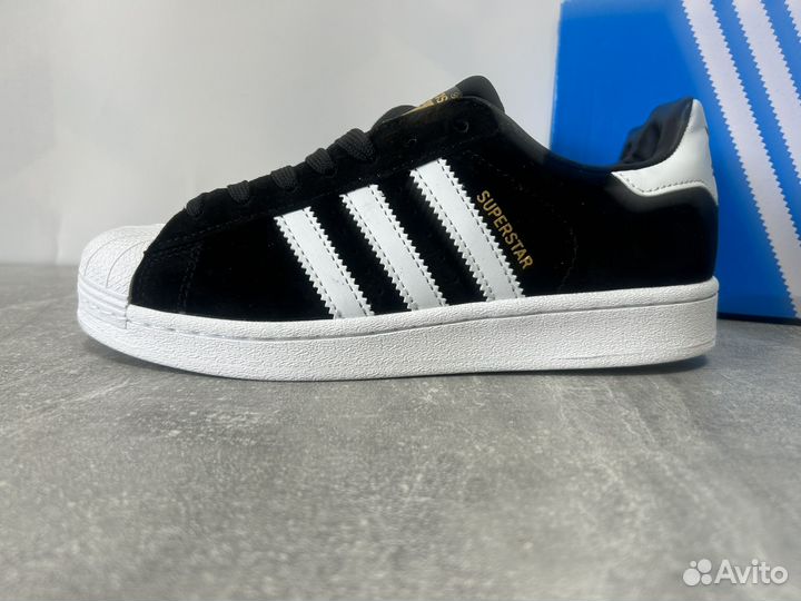 Adidas superstar black white