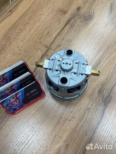 Мотор пылесоса Bosch/Siemens 753541 1600W H115 D1