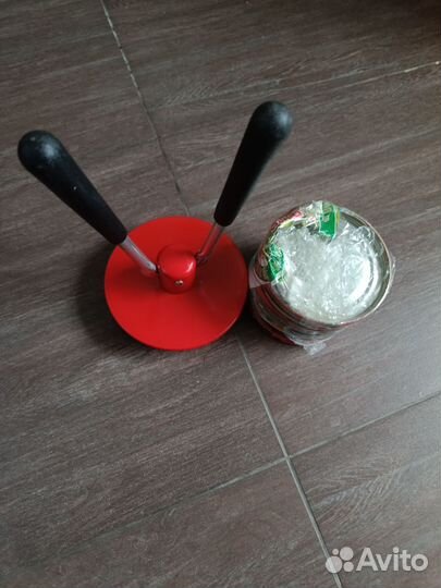 Машинка закрутка + крышки