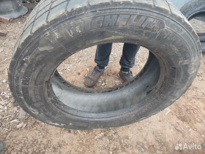 Грузовые шины Б/У 295 60 R22.5 Michelin
