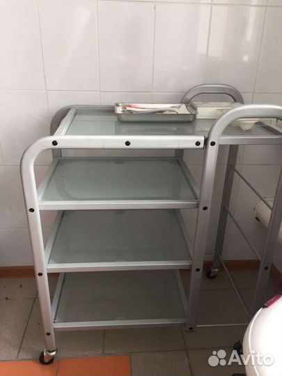 Тележка медицинская косметологическая