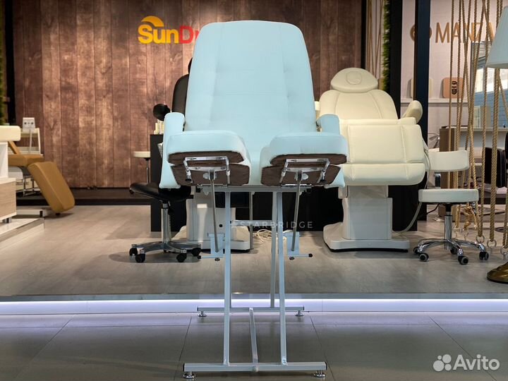 Педикюрное кресло