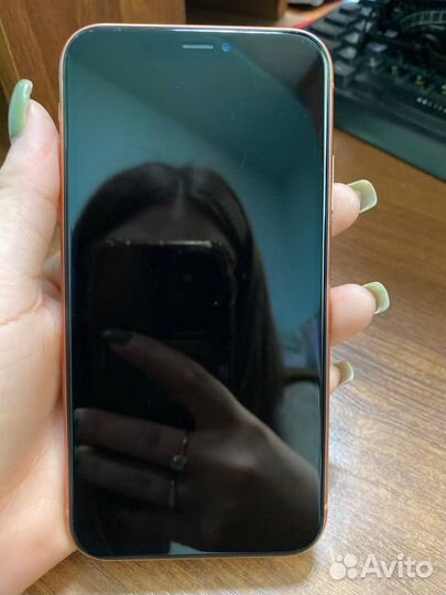 iPhone Xr, 64 ГБ