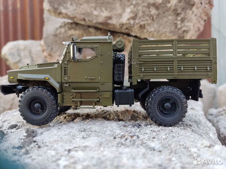 Модель урал -53095