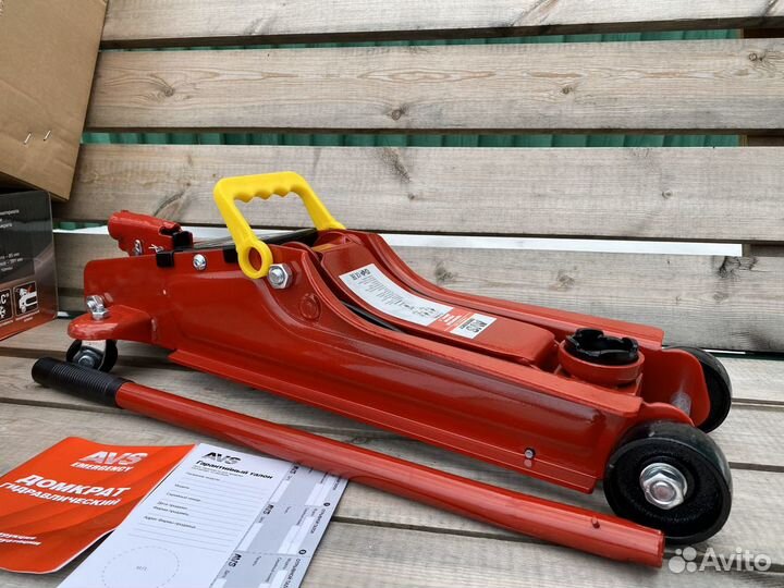 Домкрат подкатной 3т (новые)