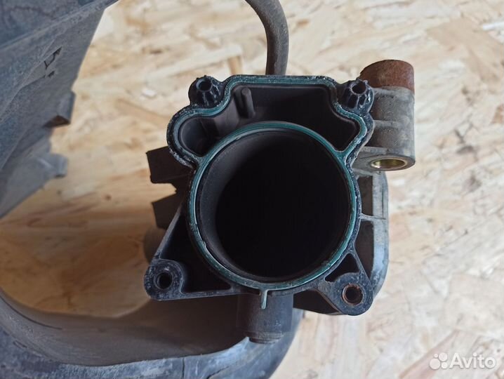 Коллектор впускной Ford Focus 1 1.6 cdda