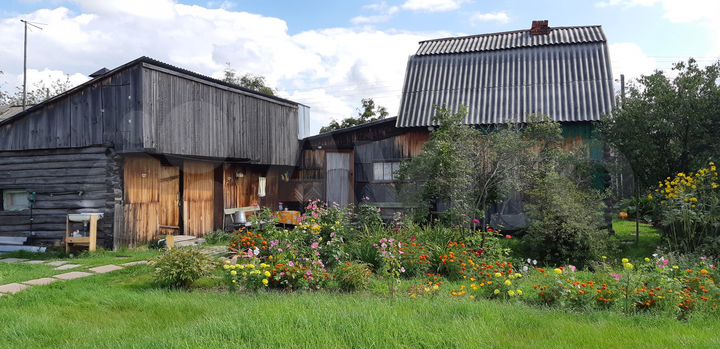 Дом 45 м² на участке 8,4 сот.