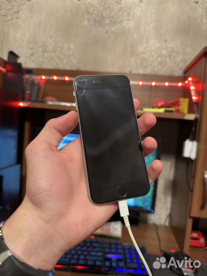 iPhone 6S, 32 ГБ