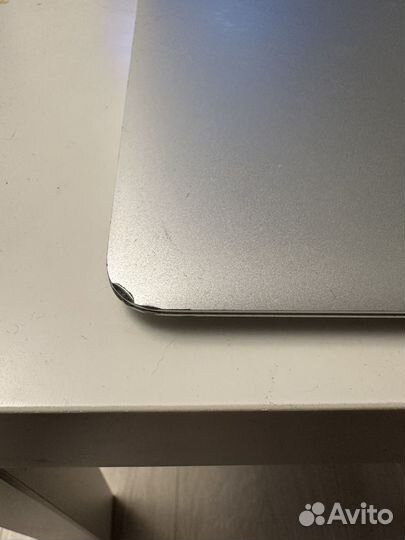 Apple MacBook Air 11