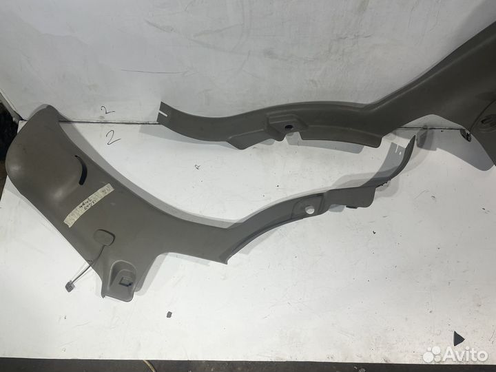 Накладка на задние стойки Chevrolet tahoe gmt 800