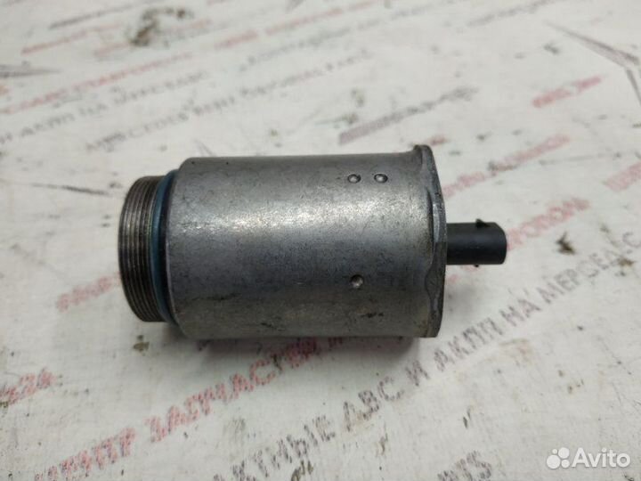 Клапан масляной системы om651 Mercedes