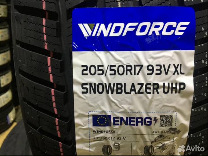 Windforce Snowblazer UHP 205/50 R17 93V