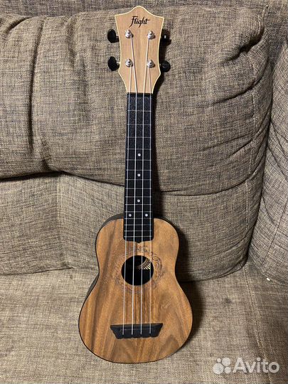 Укулеле flight