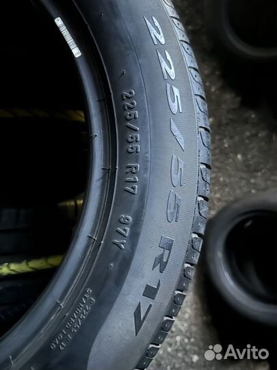 Pirelli Cinturato P7 225/55 R17 97Y