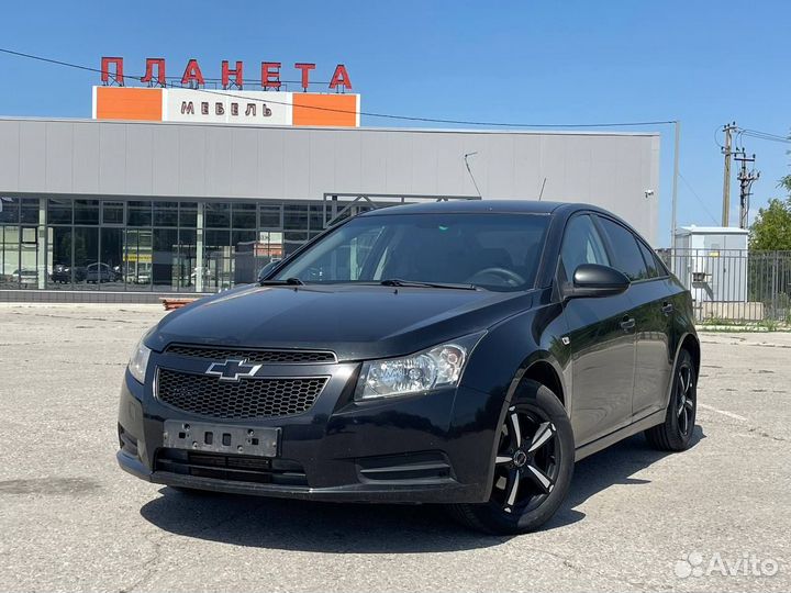 Chevrolet Cruze 1.6 AT, 2011, 166 117 км