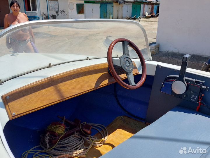 Катер тр - 9 пластик, прогулочный