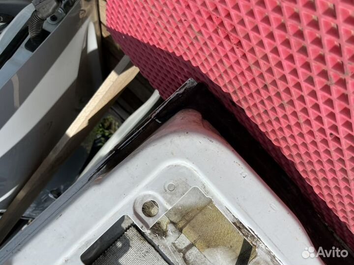 Дверь задняя правая Ford Tourneo Connect 1.8 DI