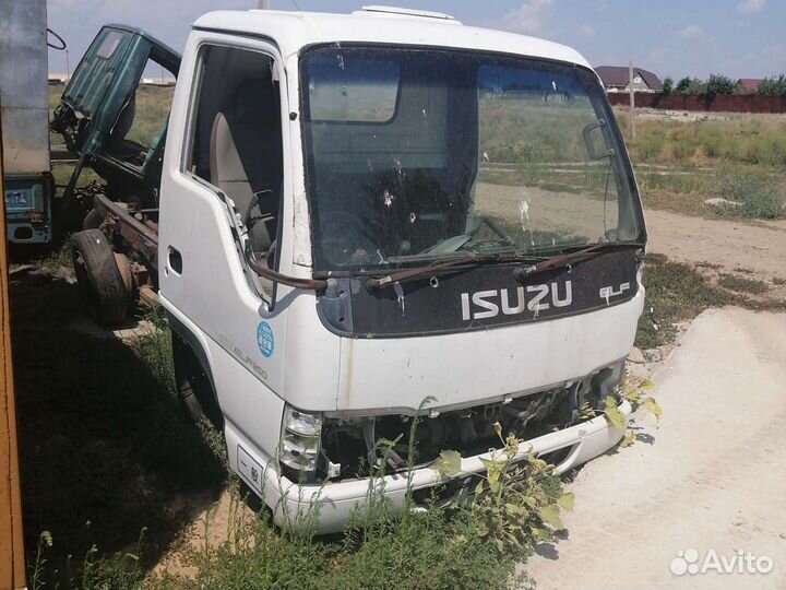 Isuzu Elf Кабина дверь исузу эльф