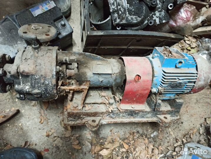 Электродвигатель 1,5 квт 2850 об.мин. с помпой