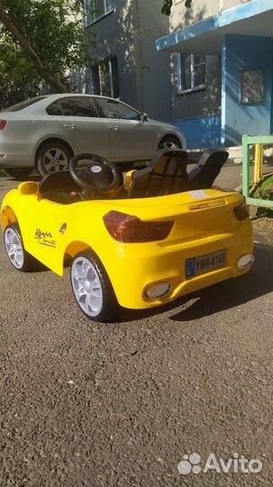 Детский электромобиль